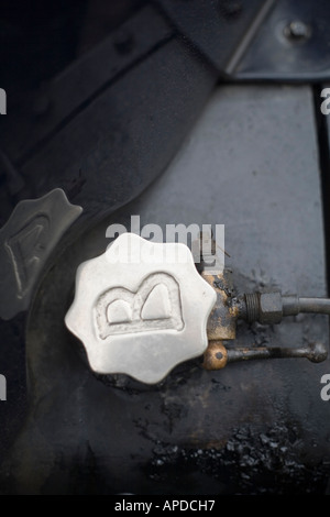 Tappo benzina di un 1929 telaio lungo l'etichetta blu 3 litri vintage auto Bentley Foto Stock