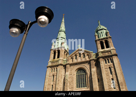 La cattedrale di Notre Dame du Rosaire Chiesa su Saint Hubert street Montreal Québec Canada Foto Stock