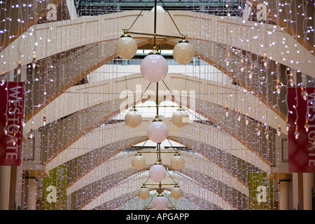 Le decorazioni di Natale a Westgate Centro Oxford 2 Foto Stock