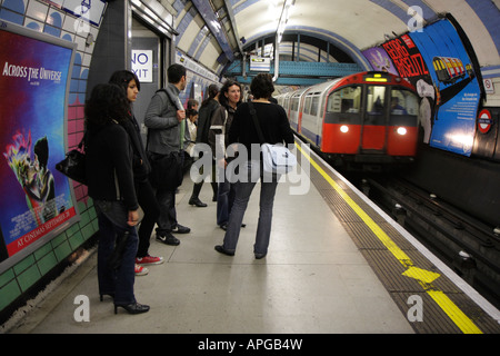 Green Park Tube Station di Londra Foto Stock