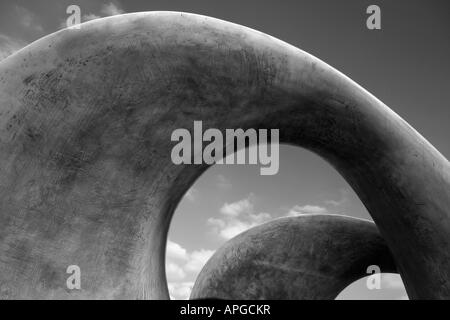 Henry Moore- ovale doppio 3 bw Foto Stock