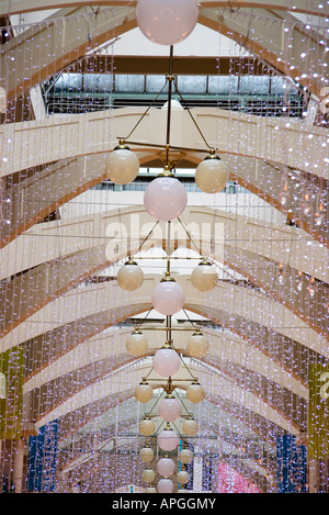 Le decorazioni di Natale a Westgate Centro Oxford Foto Stock