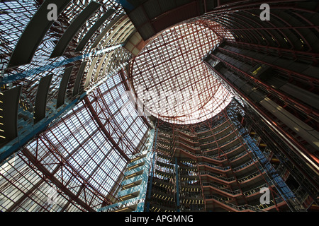 ILLINOIS Chicago interno di James Thompson R ufficio statale la costruzione di una moderna architettura moderna aperta design in vetro Foto Stock