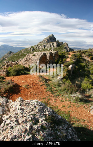 Fort Bernia è una fortezza situata sulla Sierra de Bernia Foto Stock