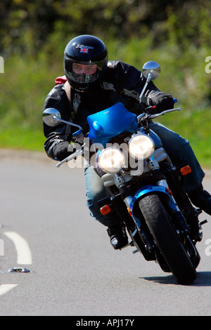 Moto tour Touring sulla strada militare Isola di Wight in Inghilterra UK Gran Bretagna Foto Stock