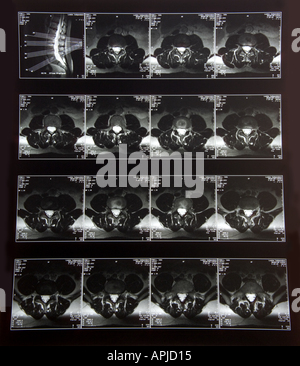 3436 Raggi X 7 scansioni MRI Modello rilasciato Foto Stock