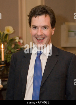 Il diritto Onorevole George Osborne MP il Cancelliere dello Scacchiere Foto Stock