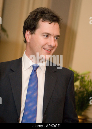 Il diritto Onorevole George Osborne MP il Cancelliere dello Scacchiere Foto Stock