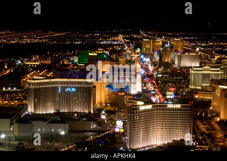 Antenna vista notturna della Strip di Las Vegas Nevada NV Las Vegas Strip Foto Stock