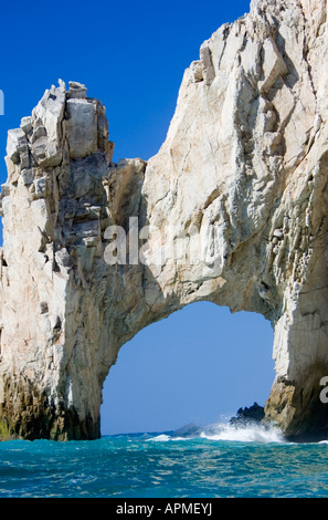 El Arco Rock arch terre o di estremità in corrispondenza della punta della Baja California Sur penisola Cabo San Lucas Messico Foto Stock