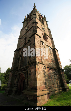 St Chads campanile di una chiesa in Wybunbury, Cheshire Foto Stock