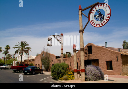 Il centro storico della Città Vecchia di Scottsdale Arizona USA con molte attrazioni turistiche Foto Stock