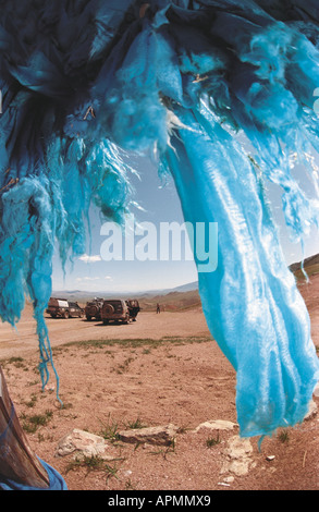 Obo - tradizionale mongola costruzione di culto. Parte superiore del pass Burentogtoh vicino villaggio. Khovsgol aimag. A nord della Mongolia Foto Stock