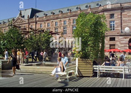 PLACE KLEBER PIAZZA CON AUBETTE EX GUARNIGIONE 18TH SECOLO STRASBURGO ALSAZIA FRANCIA EUROPA Foto Stock