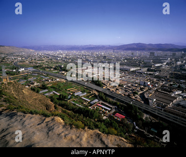 Vista panoramica di Xining, capitale della Provincia di Qinghai, Cina. Foto Stock