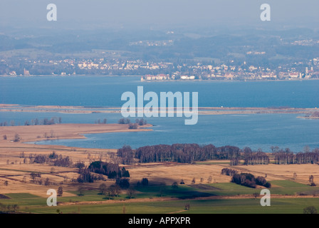 Il lago di Costanza (Bodensee) Riserva Naturale Rheinspitz nel Vorarlberg Austria, Lindau Island (Baviera Germania) in background, visto da di Walzenhausen svizzera Foto Stock