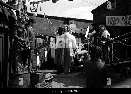 Ripresa la Arnold Bennett Clayhanger serie TV su ATV Elstree Studios backlot 1974 Foto Stock
