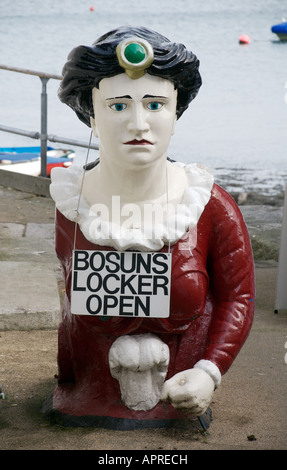 Navi polena sulla banchina, Falmouth, Cornwall Foto Stock