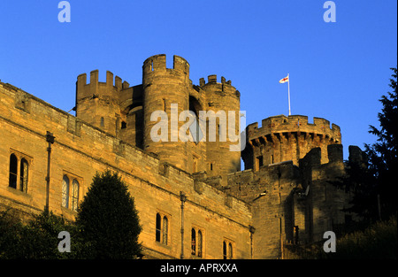 The Gatehouse e Guy's Tower, il Castello di Warwick, Warwickshire, Inghilterra, Regno Unito Foto Stock