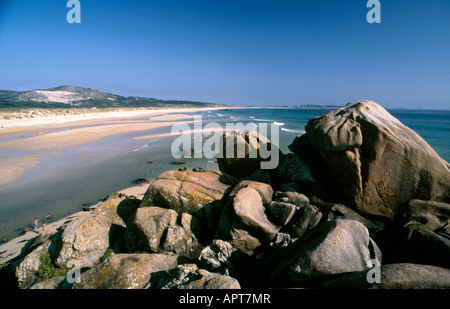 Spiaggia di Ladeira vicino Corrubedo, La Coruna provincia galizia a nord ovest della Spagna Foto Stock