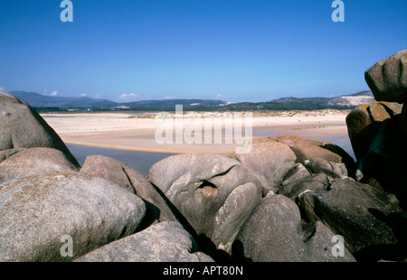 Spiaggia di Ladeira vicino Corrubedo, La Coruna provincia galizia a nord ovest della Spagna Foto Stock