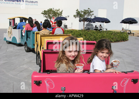 Miami Florida,Children's Museum,storia,mostra collezione,mostra vendita istruzione,imparare,informazioni,attività di apprendimento,famiglie par Foto Stock