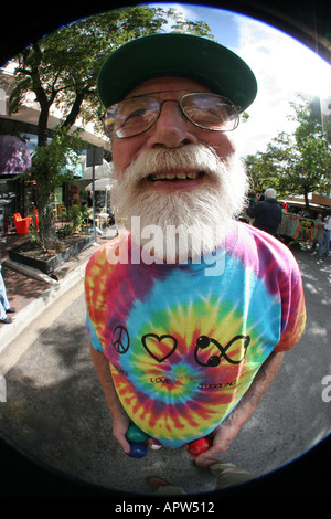 Miami Florida,Coconut Grove,King Mango Strut Parade,evento culturale,tradizione,attività,camminate,ginnastica,marciando,riconoscimento,intrattenimento,spettacolo Foto Stock