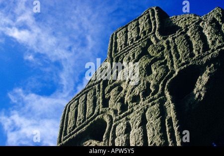 Primo piano di una croce celtica, Irlanda, Europa Foto Stock