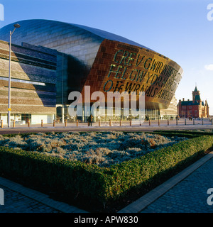 Wales Millennium Centre di Cardiff Bay Canolfan Mileniwm Cymru Foto Stock