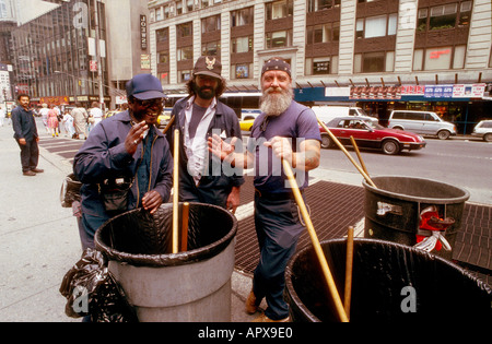 Dustmen in New York City. Foto Stock