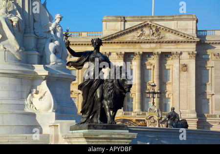 Buckingham Palace a Londra, Inghilterra Foto Stock