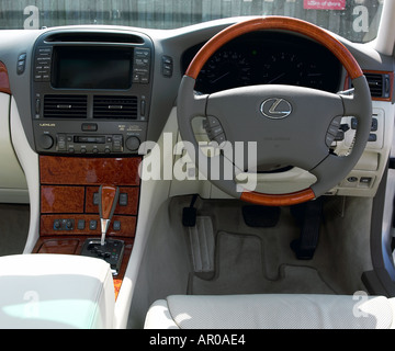 2004 Lexus LS430 Foto Stock