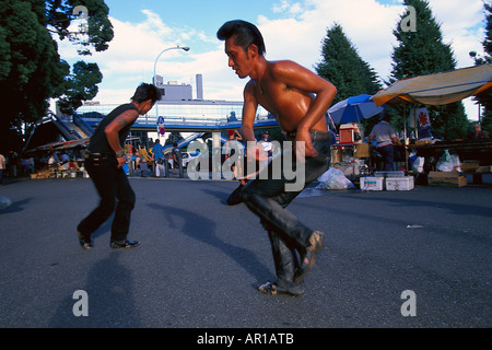 Rock 'n' Roll ballerine alla stazione Harajuku, Yoyogi-Park, Tokyo, Giappone Foto Stock