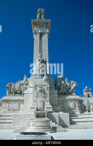 Monumento dedicato a Cortes di Cadice di 1812, Cadice il Parlamento, Plaza de Espana, Cadiz, Spagna Foto Stock