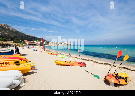 Spiaggia di Algajola, vicino a Calvi, la Balagne, costa Nord, Corsica, Francia Foto Stock