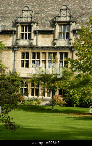 Parte anteriore del quadrangolo Trinity College di Oxford Foto Stock