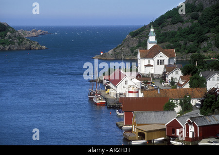 Villaggio Kirkehamn sull isola di idratazione, Norvegia, Vest-Agder, idratazione, Hidrasund Foto Stock