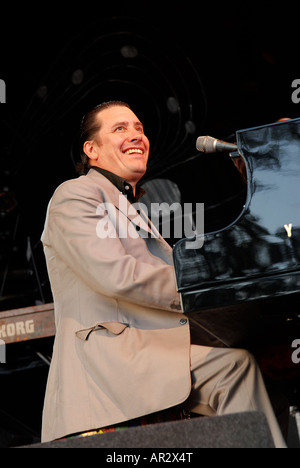 Pic martin phelps 09 07 06 lacock Jools Holland a Lacock Abbey Foto Stock