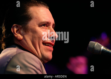 Pic martin phelps 09 07 06 lacock Jools Holland a Lacock Abbey Foto Stock