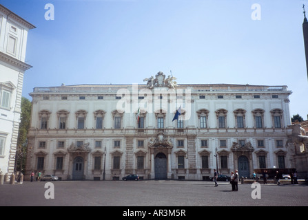 Il Palazzo della Consulta, sede della Corte costituzionale italiana a Roma Foto Stock