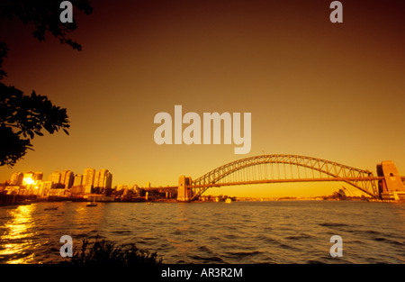 Milson del punto di Sydney e il Sydney Harbour Bridge dal punto di Blues, Sydney, Australia Foto Stock