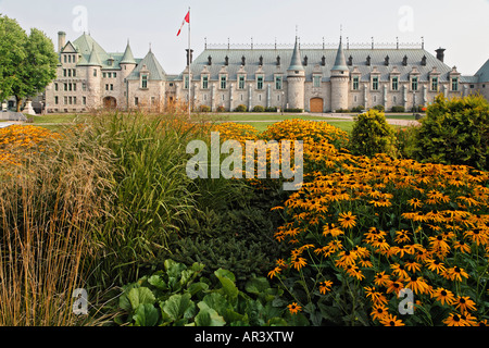 Parco della Francofonia si siede sul Grand Allee con una bellissima vista dell'armeria in Quebec City, Québec Canada. Foto Stock