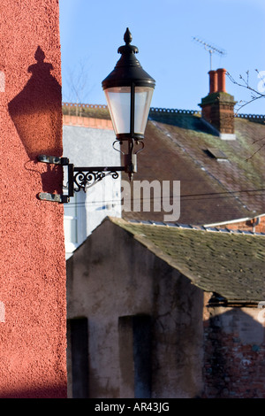 Una lampada ed edifici a Penrith Regno Unito 12 10 2007 Foto Stock