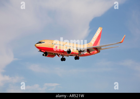 Un Boeing B737 di Southwest Airlines sull approccio finale Foto Stock