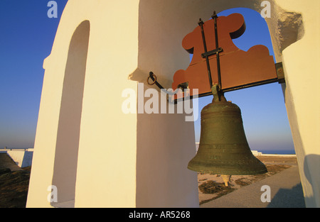 La campana della cappella di Nossa Senhora da Graca nella fortezza di Sagres Fortaleza de Sagres Sagres Costa Vicentina Algarve Porto Foto Stock