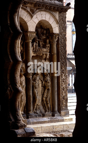 Francia Moissac portico della chiesa risale al 1140. Portale scolpito 1115. Chiesa romanica del XII secolo Abbazia di St Pierre Foto Stock