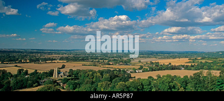 Aldershot chiesa vale di Aylesbury Bucks estate Foto Stock