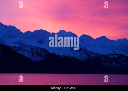 Sunrise sulla risurrezione Bay e Chugach Mountains Seward Alaska Foto Stock