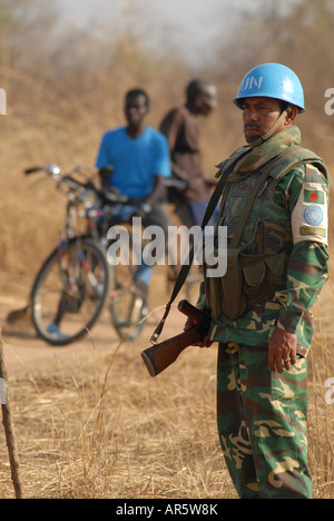 Le Nazioni Unite di un soldato a un posto di frontiera a Juba nel sud Sudan Foto Stock