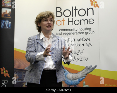 Ruth Kelly lavoro MP Bolton West parlando a Bolton Foto Stock